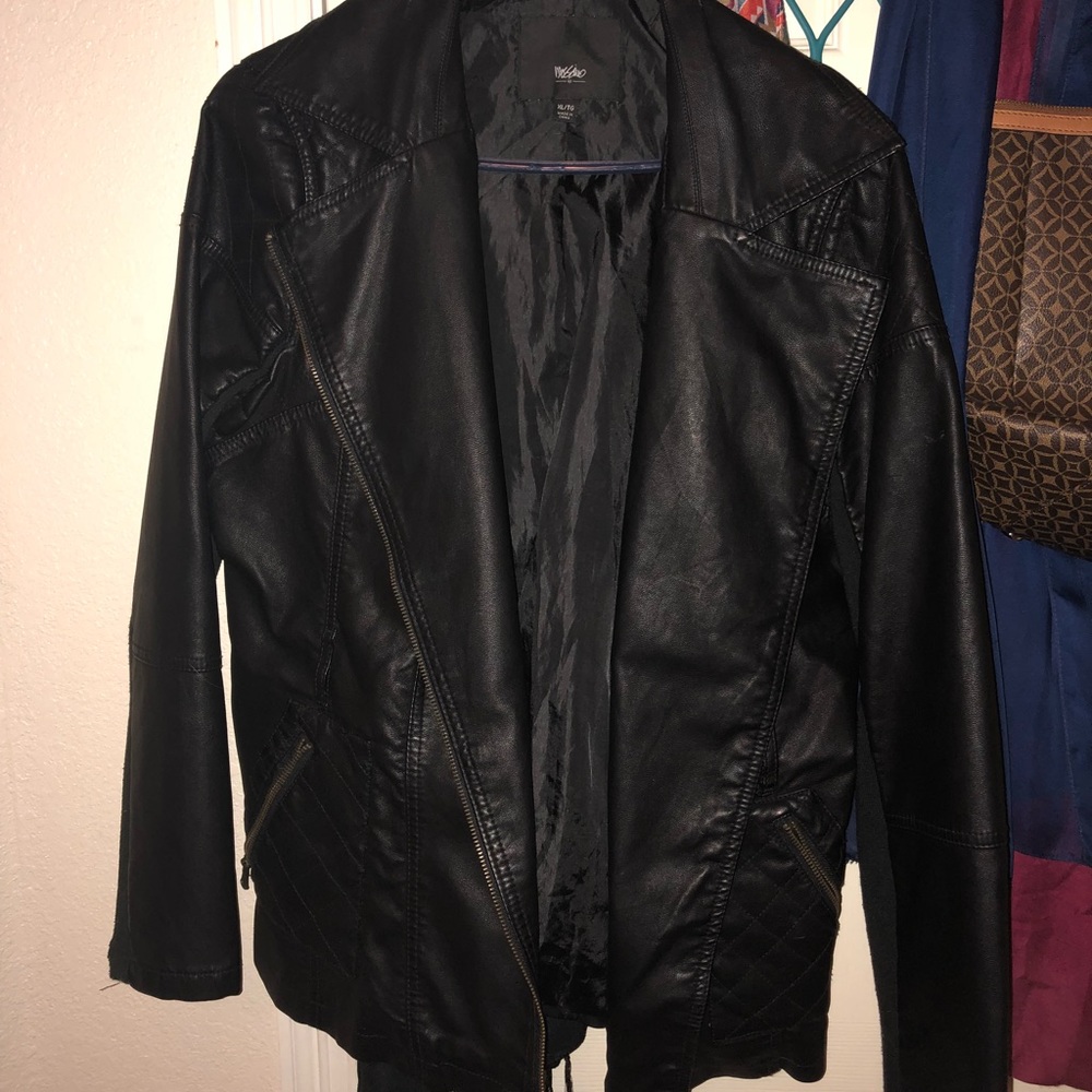 Leather Jacket - XL